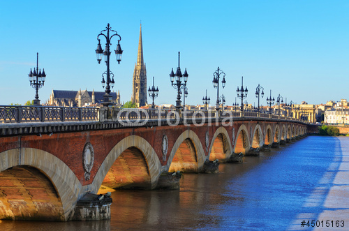 Architektur: Brücke